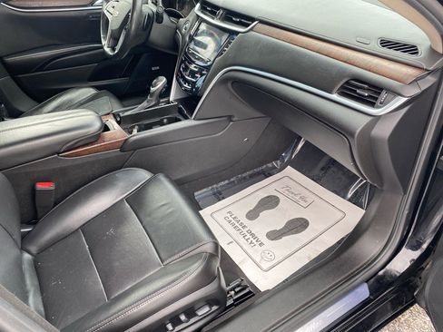 Used 2019 Cadillac XTS Luxury image 22