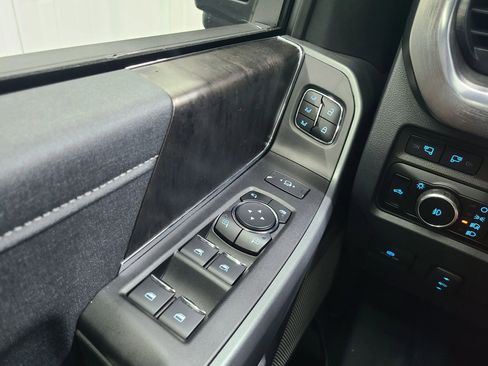 Used 2024 Ford F250 Lariat w/ Sport Appearance Package image 28