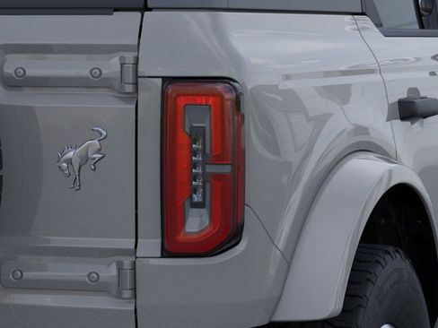 New 2026 Ford Bronco Outer Banks image 16