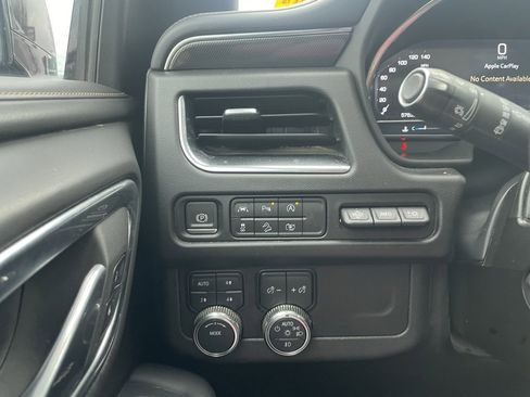 Used 2024 GMC Yukon XL AT4 w/ AT4 Premium Package image 13