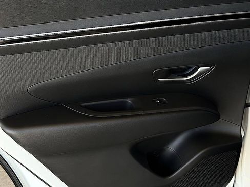 Certified 2024 Hyundai Tucson SEL FWD image 10