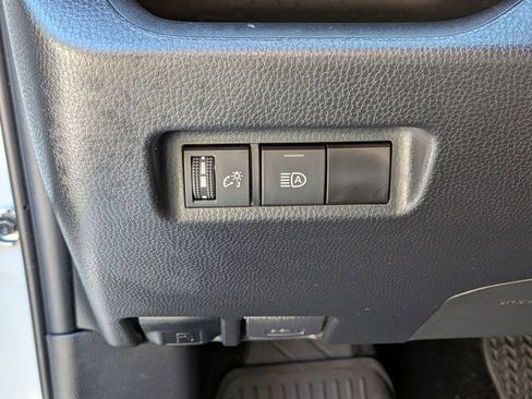 Used 2023 Toyota RAV4 LE AWD/4WD image 14