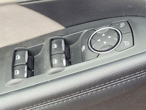 Used 2017 Ford Explorer XLT w/ Equipment Group 202A image 22