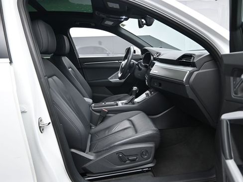 Used 2023 Audi Q3 2.0T Premium image 31