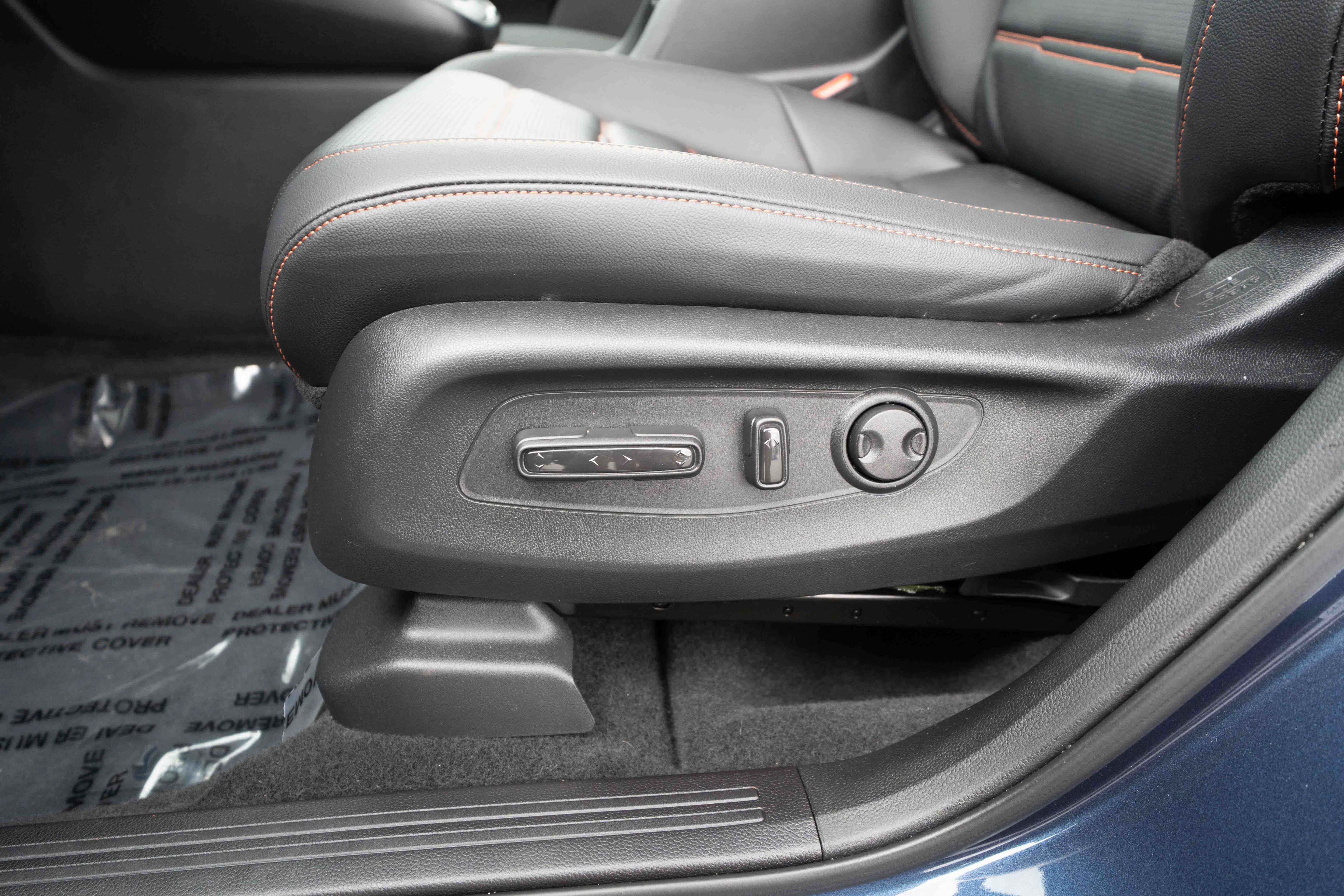 Used 2026 Honda CR-V Sport Touring image 12