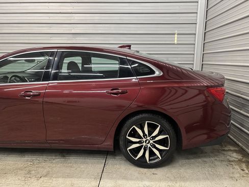 Used 2016 Chevrolet Malibu LT image 5