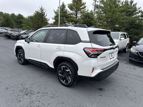 Certified 2025 Subaru Forester Limited image 28