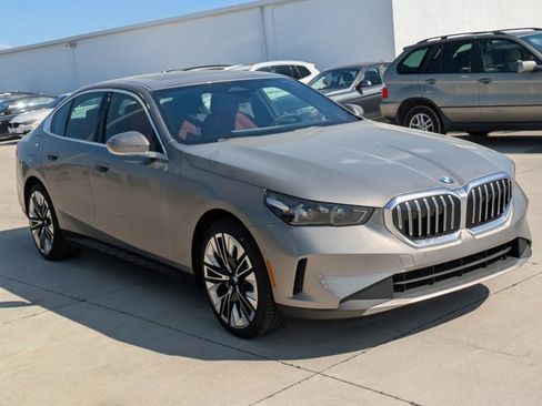 New 2027 BMW 530i xDrive AWD/4WD image 7