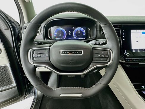 Certified 2023 Jeep Wagoneer 4WD w/ Premium Group I image 12
