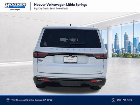 Used 2024 Jeep Wagoneer Series II w/ Flexible Seating Group RWD image 27