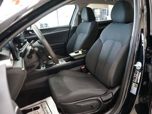 Used 2021 Kia K5 LXS image 3