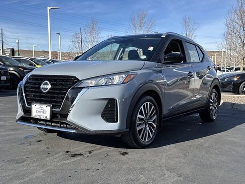 Certified 2024 Nissan Kicks SV image 5