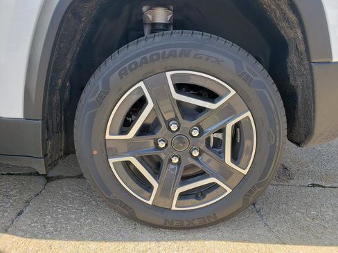 New 2026 Jeep Cherokee Limited AWD/4WD image 24