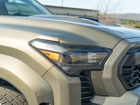 Certified 2025 Toyota Tacoma TRD Sport AWD/4WD image 6