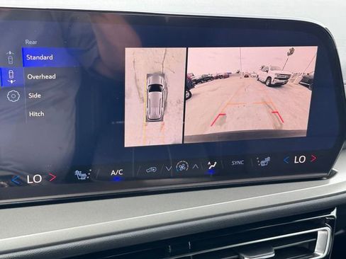 New 2026 Chevrolet Traverse LT w/ Driver Confidence Package image 14