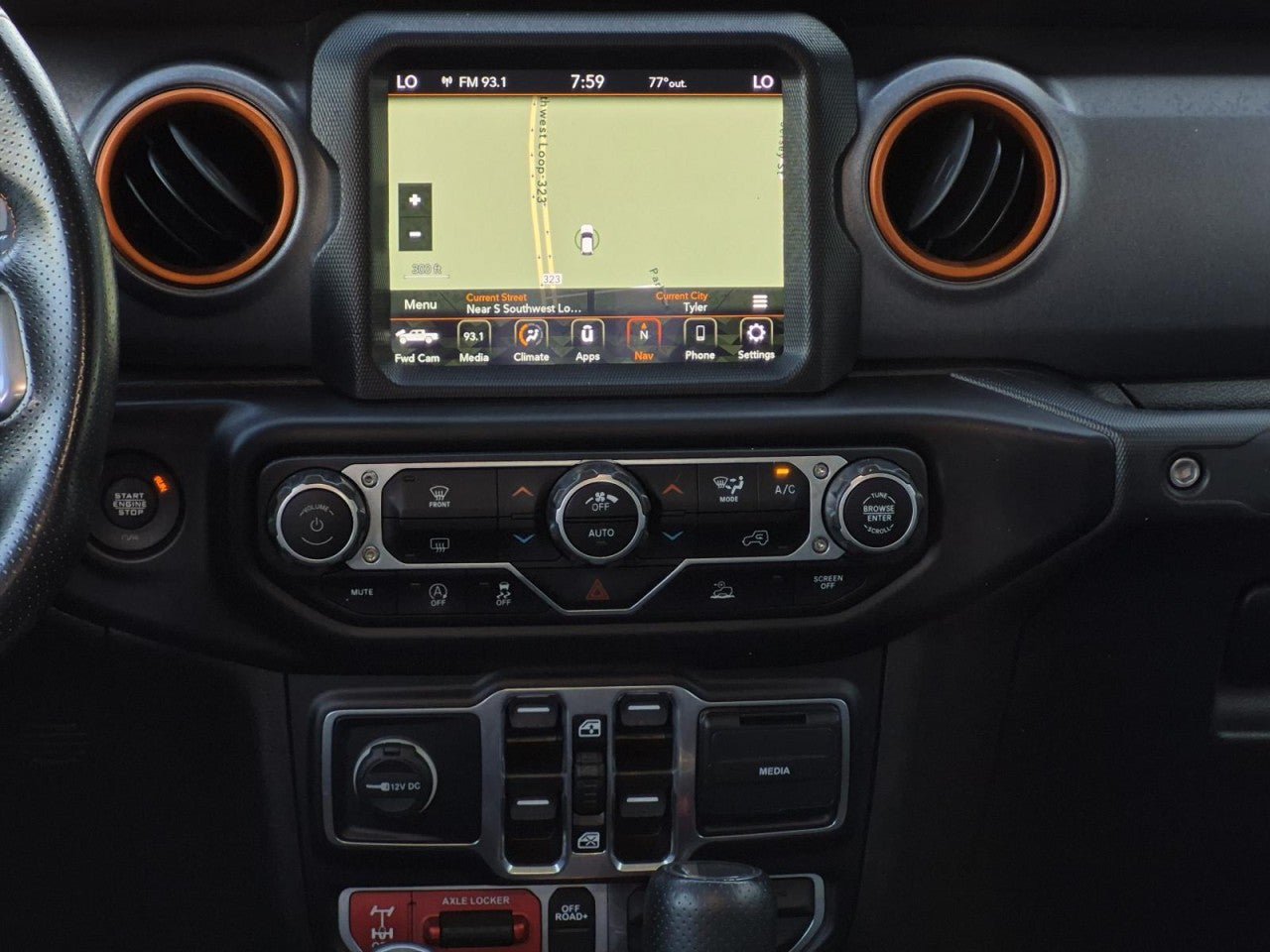 Used 2023 Jeep Gladiator Mojave AWD/4WD image 18