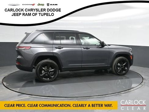 New 2025 Jeep Grand Cherokee Altitude image 3