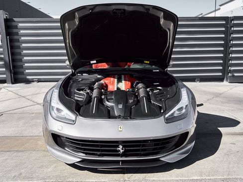 Used 2020 Ferrari GTC4Lusso V12 image 17