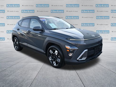 Used 2025 Hyundai Kona SEL image 3