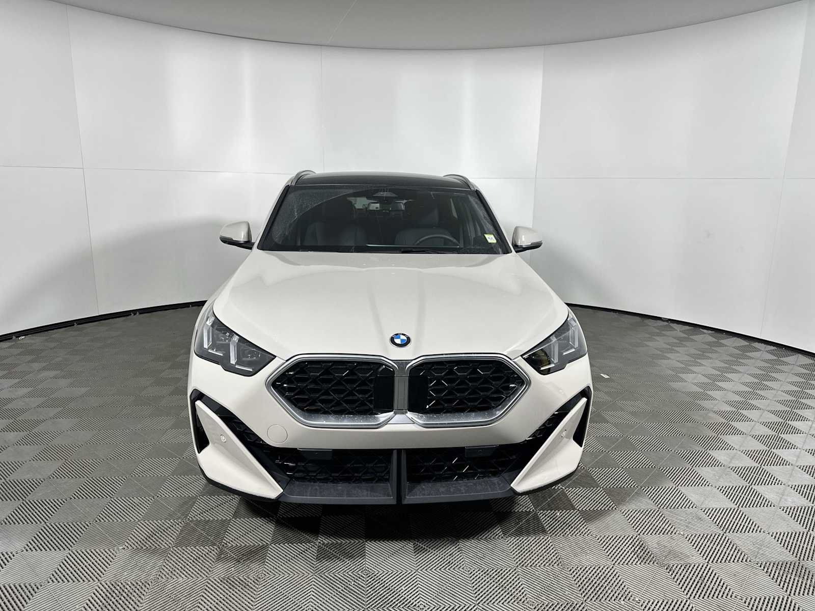 New 2026 BMW X2 xDrive28i w/ Convenience Package AWD/4WD image 5
