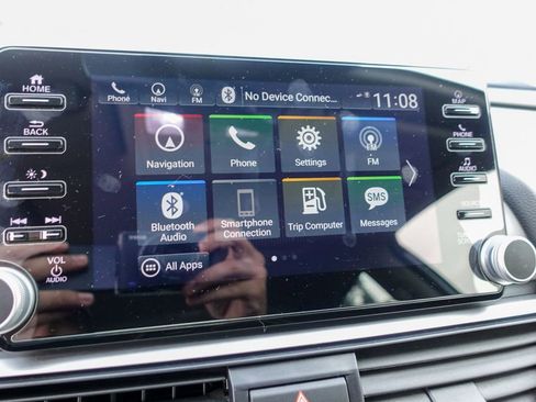 Used 2020 Honda Accord Touring image 19