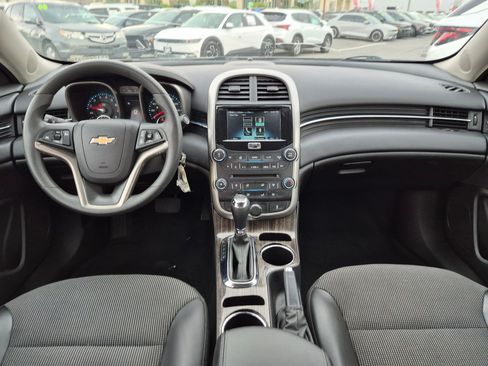 Used 2015 Chevrolet Malibu LT FWD image 24