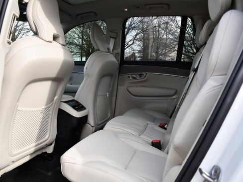 New 2026 Volvo XC90 B6 Ultra w/ Protection Package AWD/4WD image 16