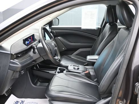Used 2022 Ford Mustang Mach-E Premium AWD/4WD image 11