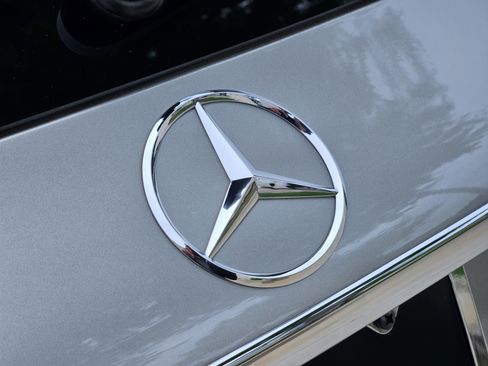 Used 2022 Mercedes-Benz GLC 300 image 29