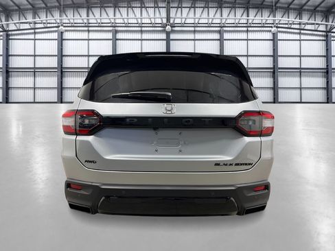 New 2026 Honda Pilot Black Edition image 4