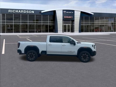 Used 2025 GMC Sierra 2500 AT4X w/ Snow Plow Prep/Camper Package AWD/4WD image 8