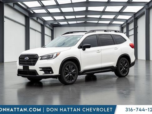 Used 2022 Subaru Ascent Onyx Edition AWD/4WD image 2