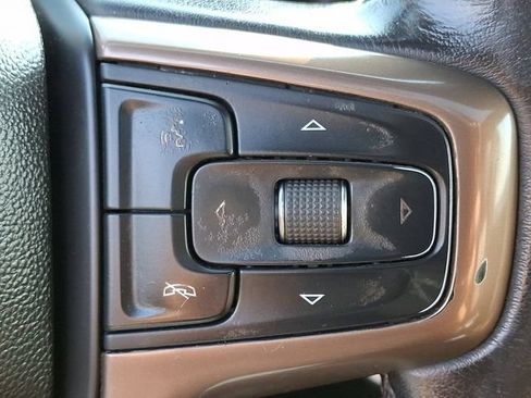 Used 2022 Chevrolet Silverado 3500 High Country AWD/4WD image 22