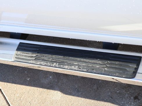 Certified 2023 GMC Sierra 1500 SLT w/ SLT Premium Package image 32