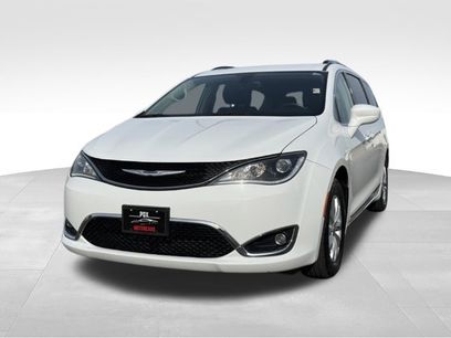 Used 2019 Chrysler Pacifica Touring-L