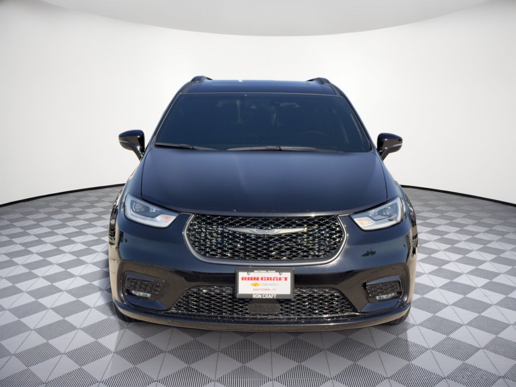 Used 2025 Chrysler Pacifica Limited FWD image 6