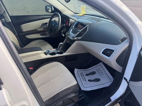 Used 2014 GMC Terrain SLE image 12