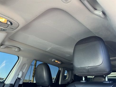 Used 2020 Jeep Compass Latitude w/ Popular Equipment Group image 13