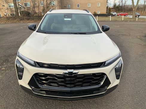 New 2026 Chevrolet Trax ACTIV image 2