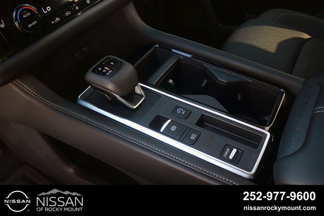 Certified 2026 Nissan Pathfinder SV FWD image 21