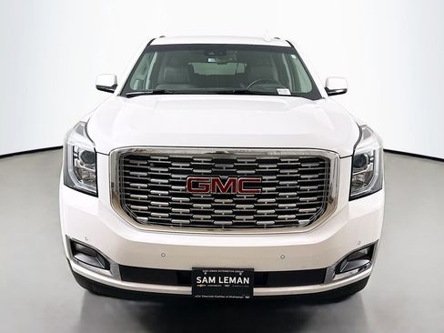 Used 2020 GMC Yukon XL Denali w/ Denali Ultimate Package image 2