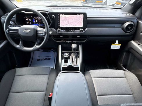 New 2026 Chevrolet Colorado Trail Boss w/ Off-Road Front Bumper Package AWD/4WD image 20