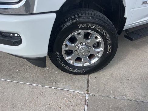 Used 2024 RAM 2500 Laramie w/ Safety Group AWD/4WD image 30