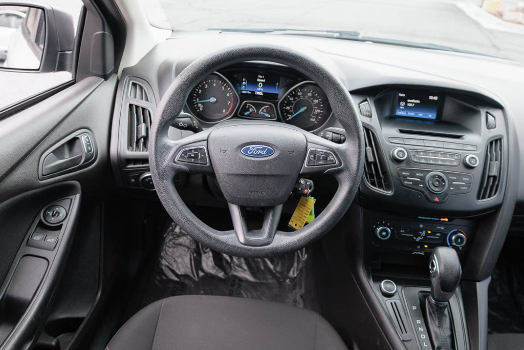Used 2016 Ford Focus S FWD image 2