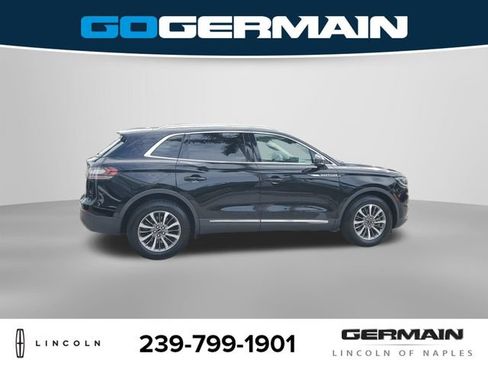 Certified 2023 Lincoln Nautilus AWD w/ Premium Package image 6