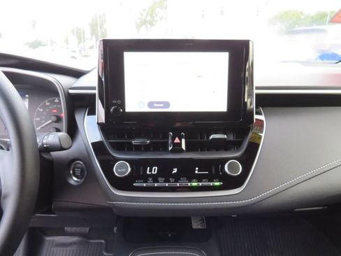 Certified 2025 Toyota Corolla SE w/ SE Package image 24