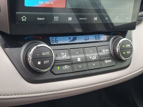 Used 2017 Toyota RAV4 Limited AWD/4WD image 16