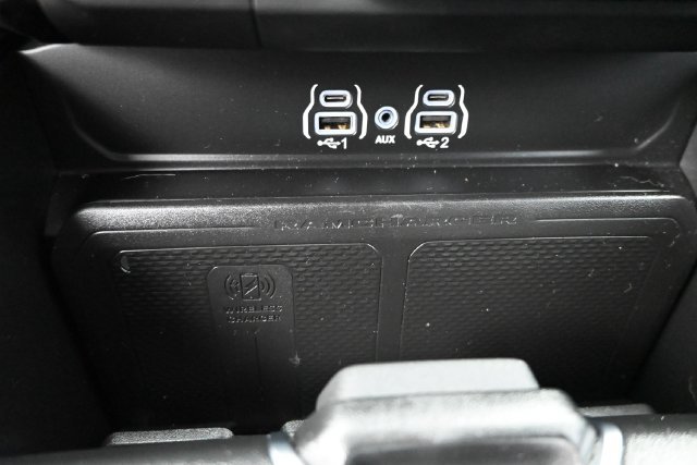 Used 2025 RAM 1500 Laramie w/ Sport Appearance Package AWD/4WD image 19