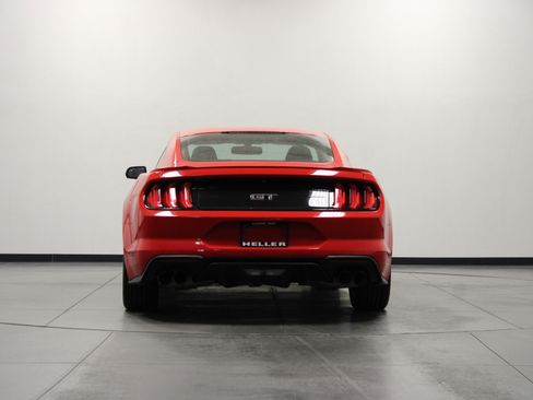 Used 2018 Ford Mustang GT RWD image 5