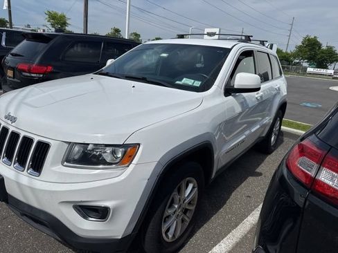 Used 2015 Jeep Grand Cherokee Laredo w/ Quick Order Package 23E AWD/4WD image 3